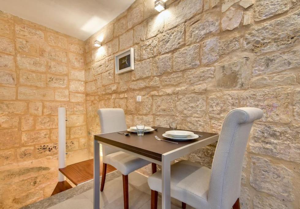 Ferienwohnung Orangery 101 - Duplex Studio Valletta Exterior foto